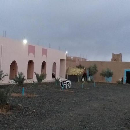 Tifinagh Guest House Merzouga Eksteriør billede